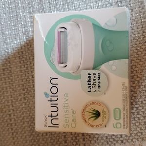 Schick Intuition razor refills
